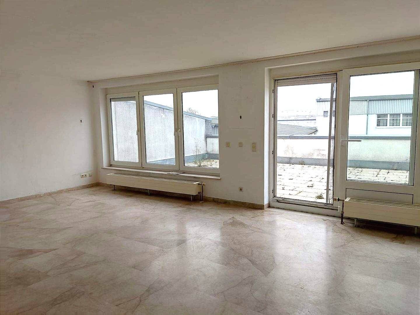 großzügige Wohnung mit großer Dachterrasse mit Süd-West Ausrichtung, 91301 Forchheim