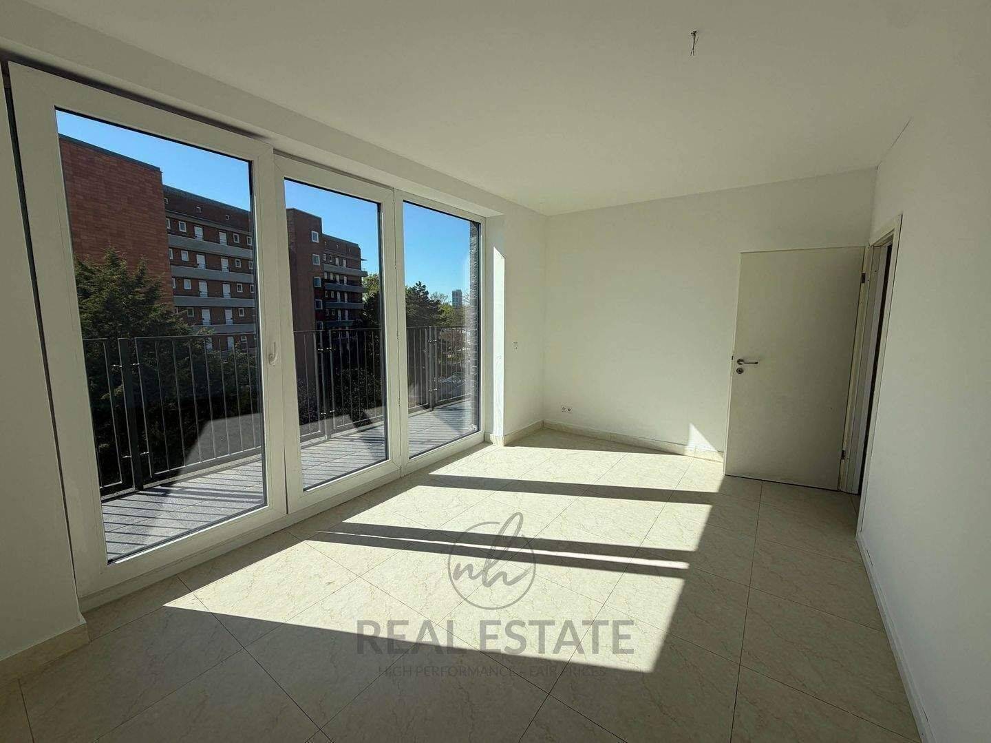 PENTHOUSE-WOHNUNG IM 4.OG MIT 2 ZIMMERN IN HAMBURG-EILBEK, 22089 Hamburg (Mitte)