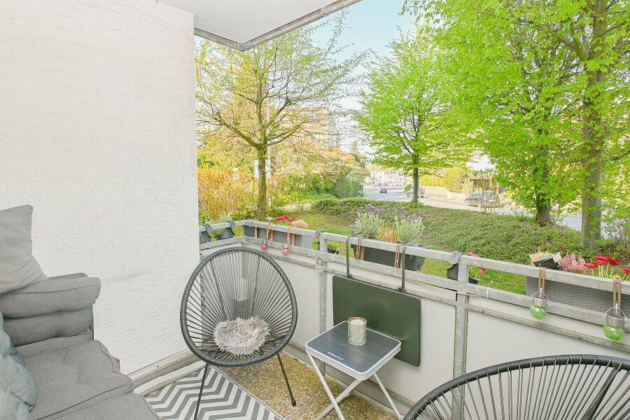 Bad Salzuflen: Charmante 2-Zimmer-Eigentumswohnung mit Balkon und Stellplatz in zentraler Lage!, 32105 Bad Salzuflen