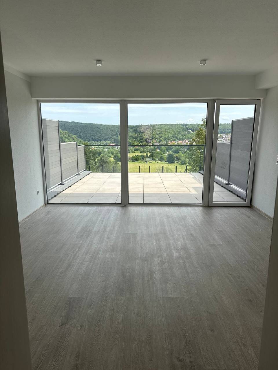 Moderne Neubauwohnung mit Panoramablick zu vermieten – 58,3 m², 34385 Bad Karlshafen