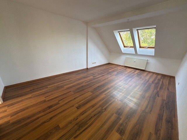 DG – modernes Laminat – Bad mit Fenster – in Küchwaldnähe !, 9113 Chemnitz