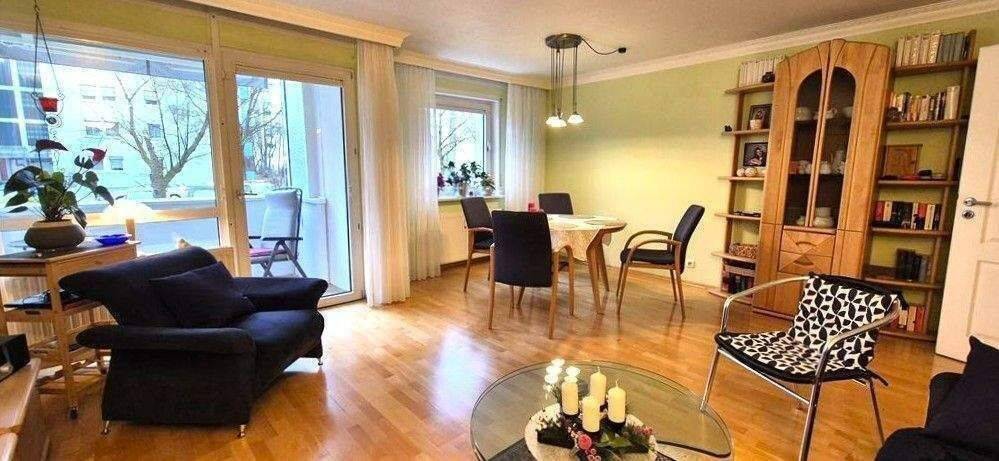 FFB/Buchenau-Gemütliche 2-Zimmer-Hochparterre-Wohnung mit Balkon, 82256 Fürstenfeldbruck