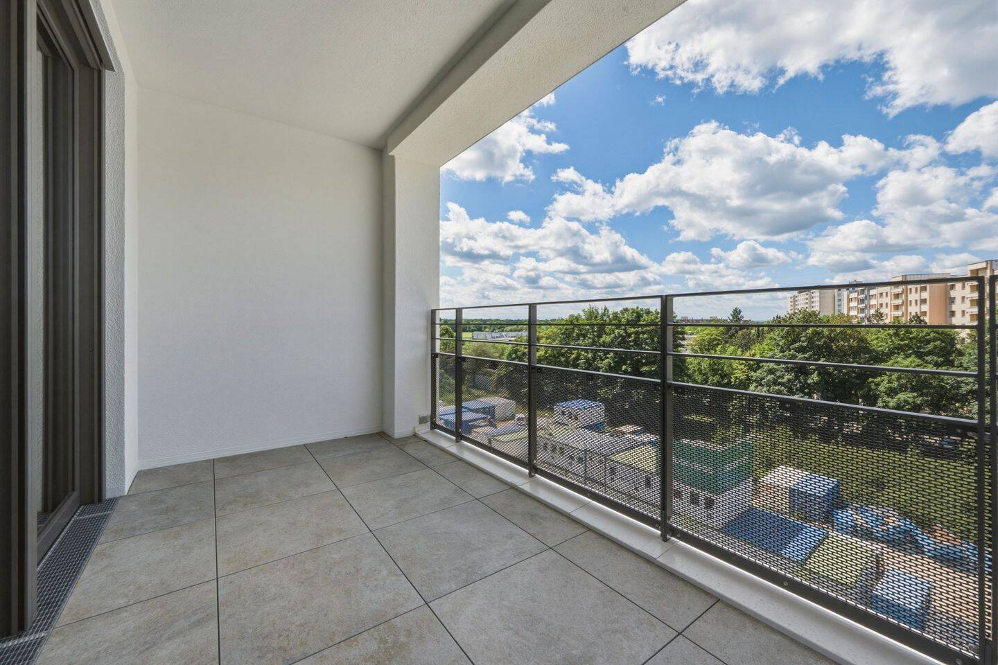 2-Zi-DG-Wohnung mit EBK und hochwertiger Ausstattung, 81735 München (Berg am Laim Ramersdorf-Perlach Trudering-Riem)