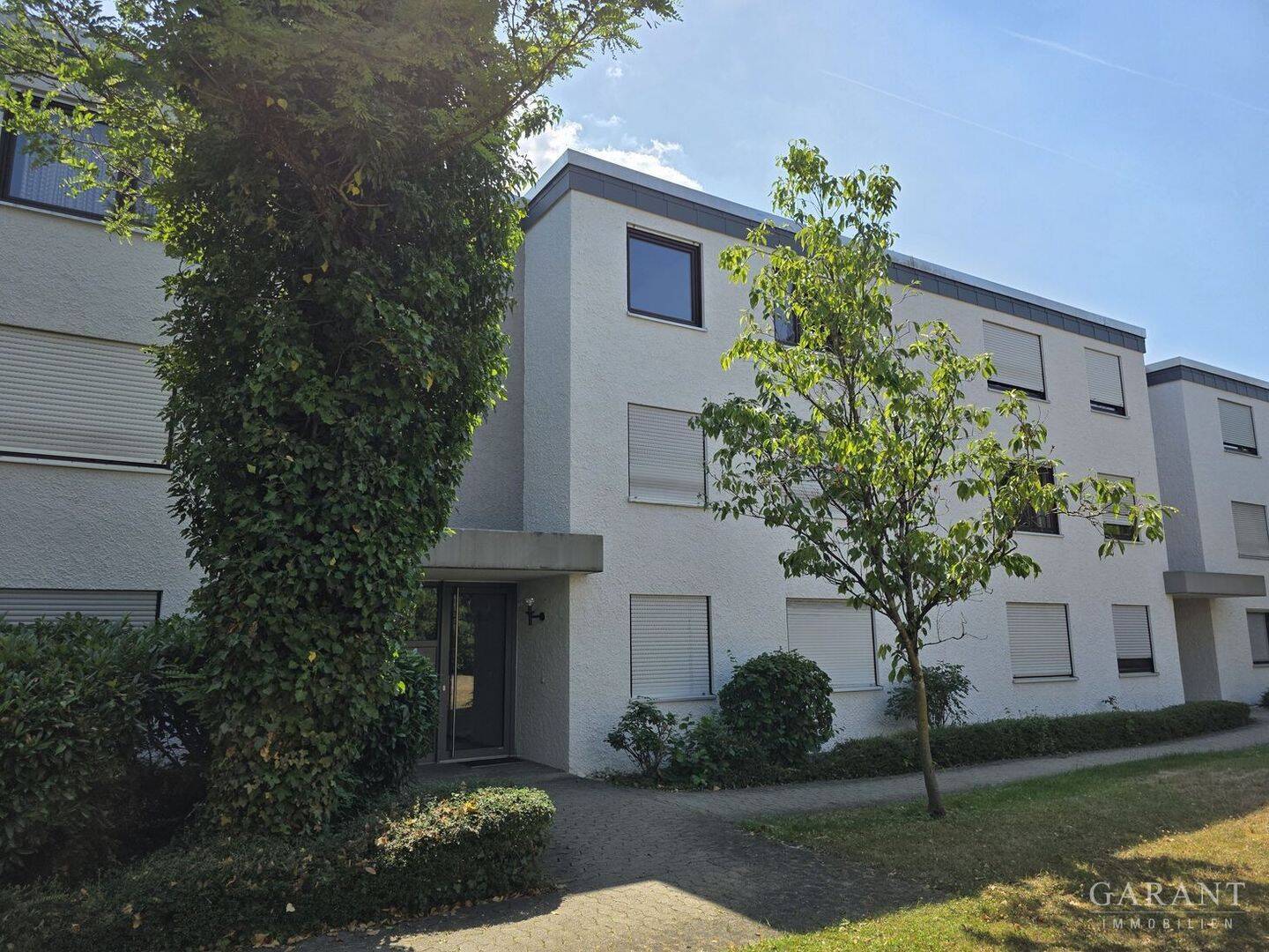 Helle 3 1/2 Zimmer-Wohnung mit Dachterrasse nahe beim Stadtpark, 72764 Reutlingen