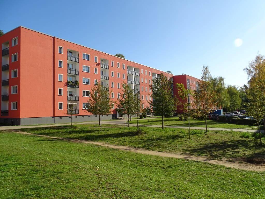 Starkes Angebot jetzt sichern / Available Now Arrange a Viewing Today!