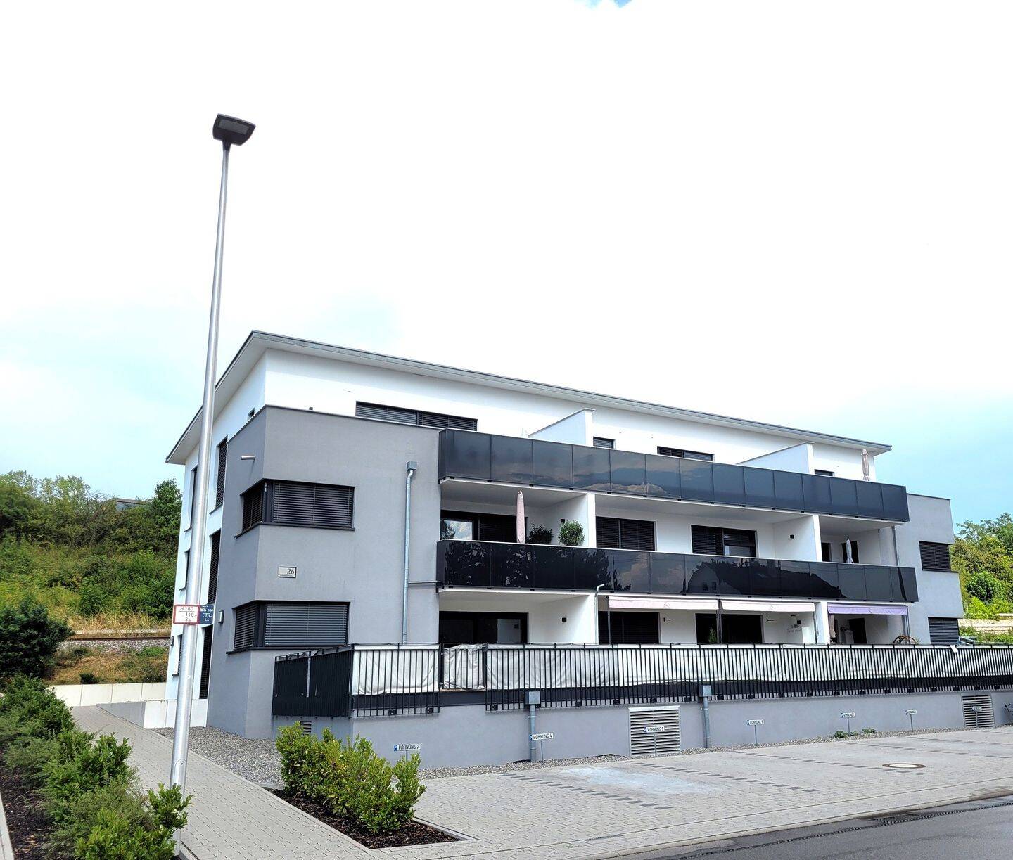 Moderne, großzügige 3 – Zimmer Wohnung mit eigenem Garten und ganz viel Platz!, 72379 Hechingen
