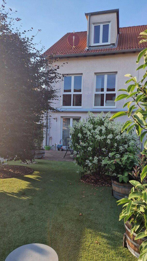 Hochwertige Doppelhaushälfte mit Effizienzklasse A, Glasfaser 300/100, Komfort & perfekter Lage, 63533 Mainhausen