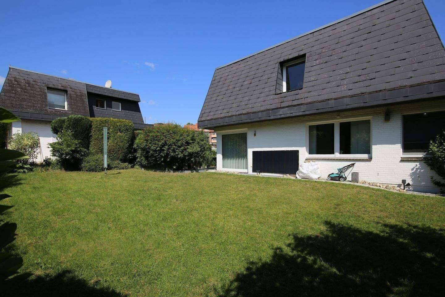 SCHÖNER WOHNEN ! | NAHE HARBURGER STADTPARK und AUßENMÜHLENTEICH mit eigenem ZAUBERHAFTEM GARTEN | HELLE ETW mit TERRASSE und Garage | EBK Altbestand, 21077 Hamburg (Harburg)