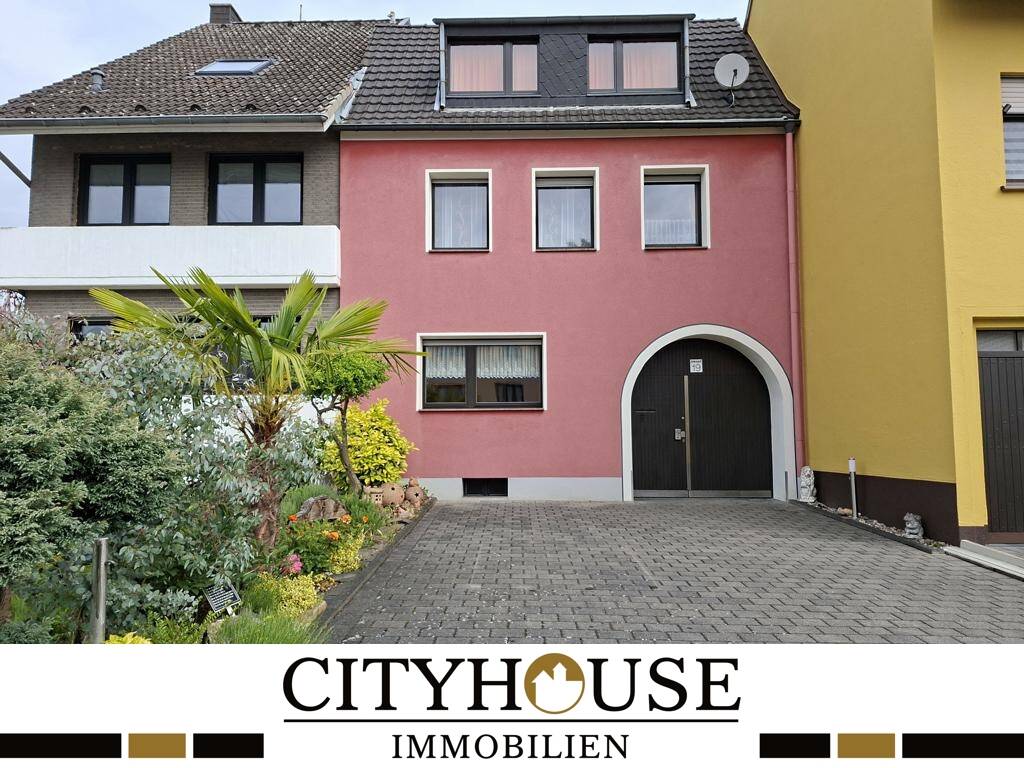 CITYHOUSE: Gartenparadies, Einfamilienhaus mit großem Grundstück, Stellplatz für PKW und Wohnmobil, 53332 Bornheim