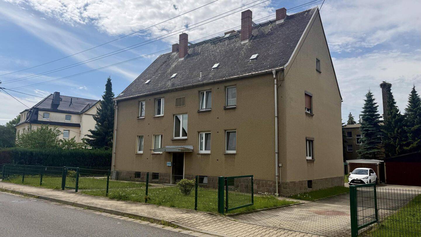 3-Zimmer-Wohnung mit Garage und Garten, 9249 Taura
