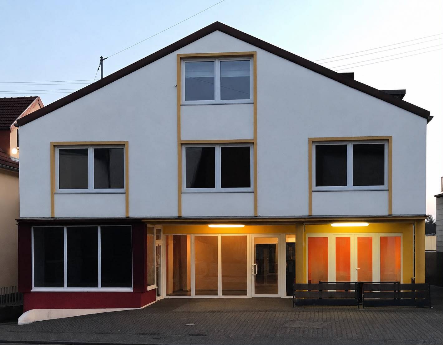 Freihstehende Wohn/u. Gewerbeimmobilie in zentraler Lage von Nalbach, 66809 Nalbach
