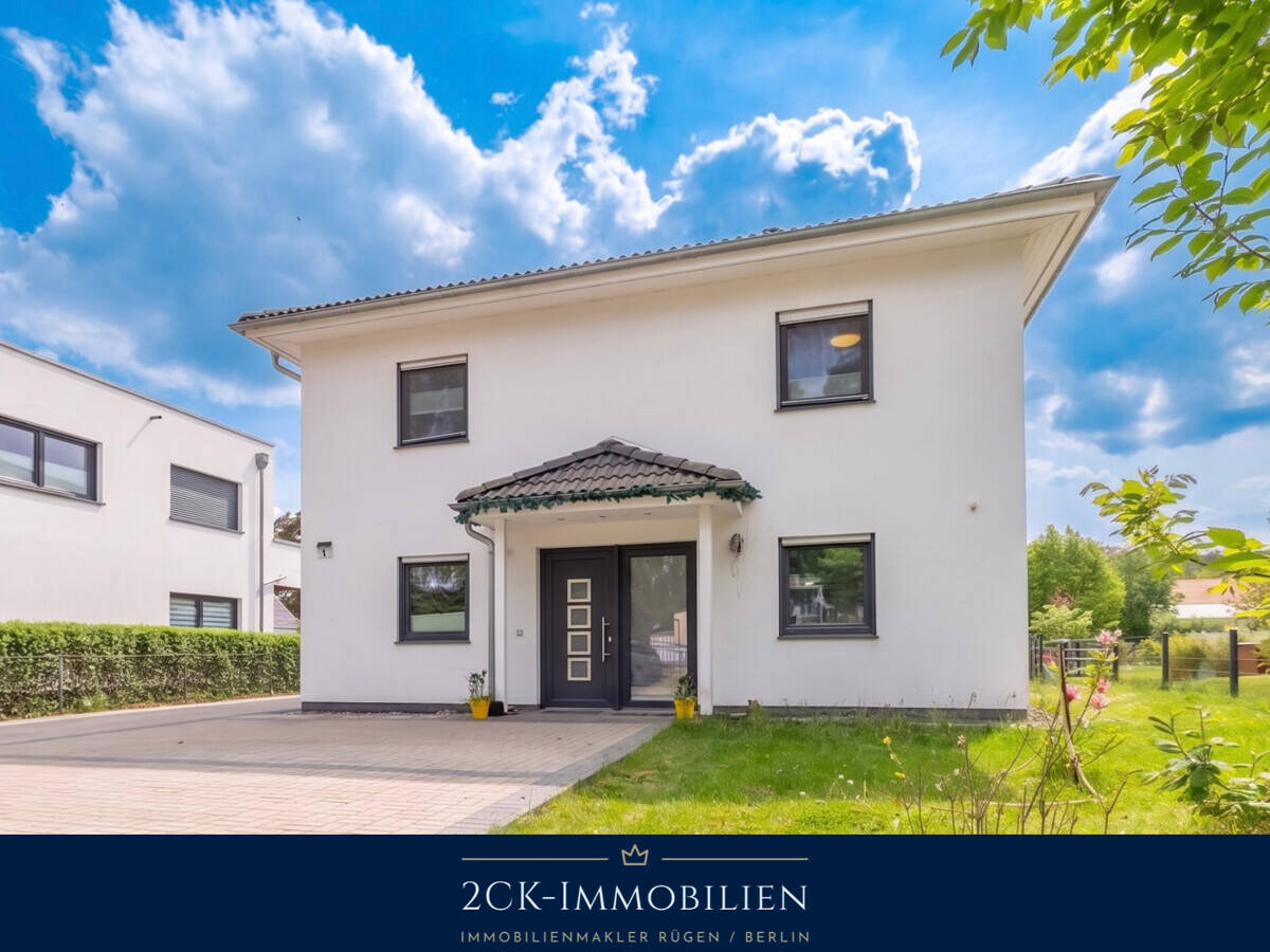 Zukunftssicher Wohnen: Modernes Einfamilienhaus mit Erdwärme, Fußbodenheizung & großer Garage!, 14554 Seddiner See