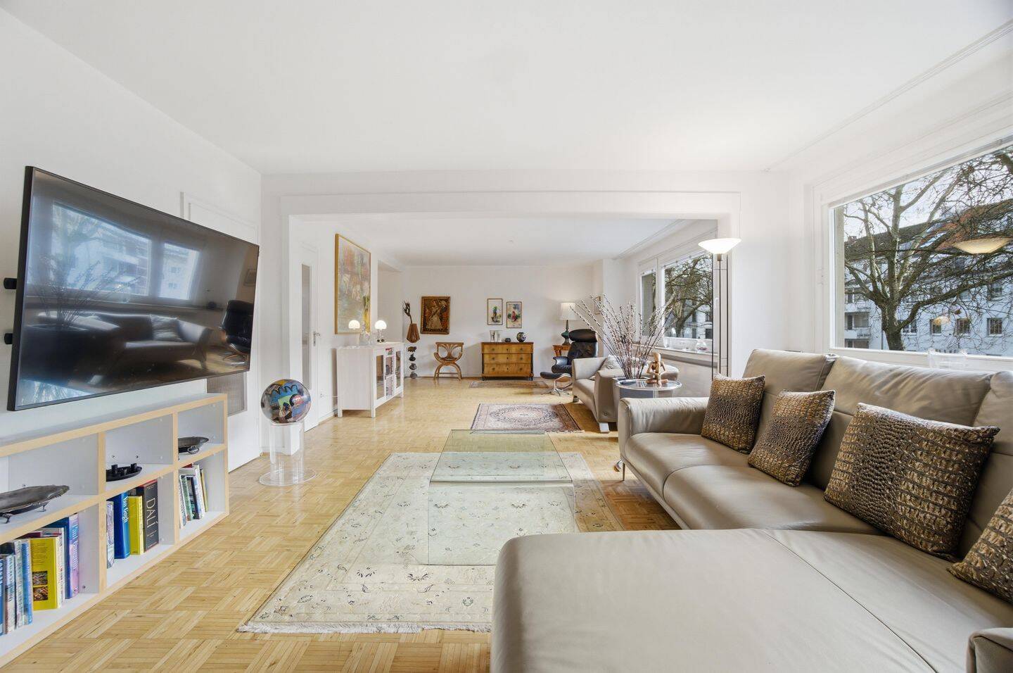 Sonniger Zoopark gleich nebenan: modernisierte 5.5-Zi.-Whg., 2 Bäder, großer Balkon, Aufzug, 40239 Düsseldorf (Düsseltal Mörsenbroich)