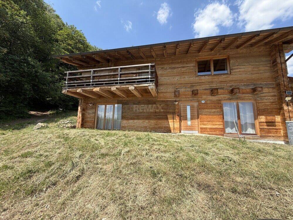 Alpenflair in der Oberpfalz – Exklusives Holz-Chalet mit besonderem Charme, 92259 Neukirchen b. Sulzbach-Rosenberg