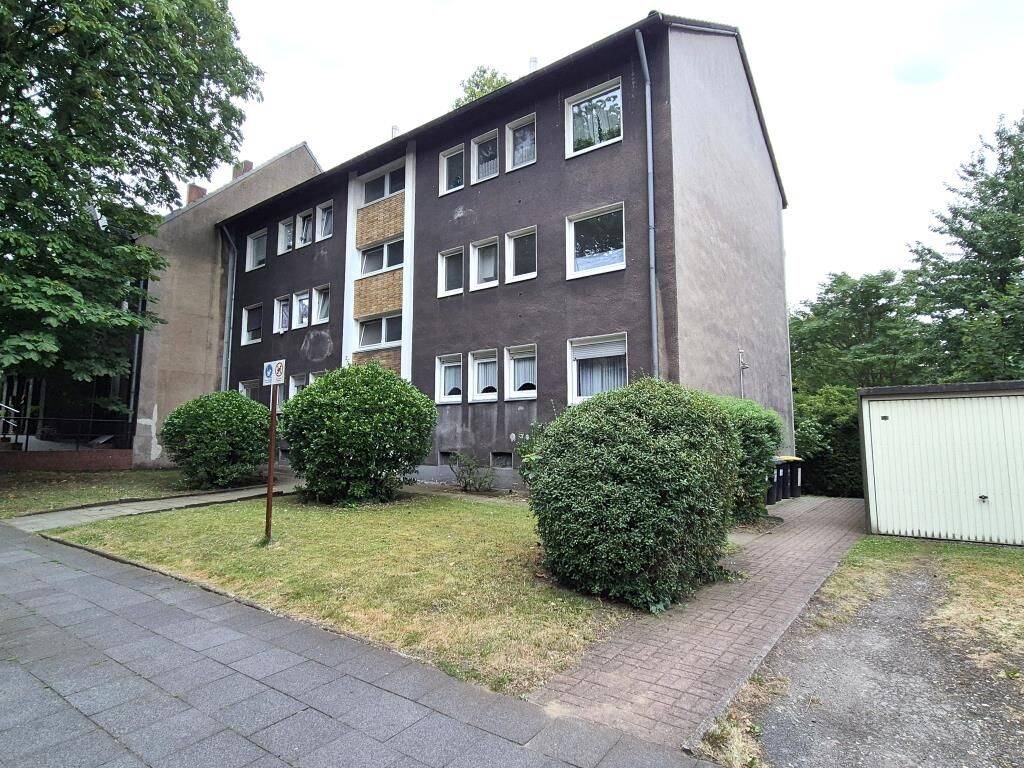 Der Pinsel ist fertig Sie auch? / The brush is ready. Time for you to get started., 47139 Duisburg (Beeck Beeckerwerth Untermeiderich)