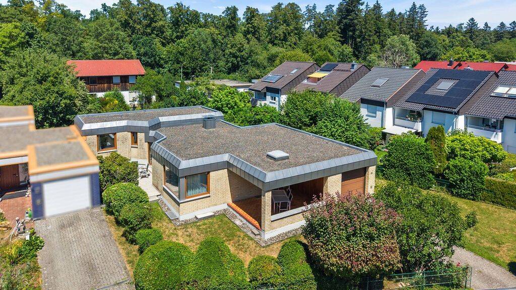 Ravensburg-Weststadt Gepflegter Bungalow mit weitläufigem Gartengrundstück, 88213 Ravensburg