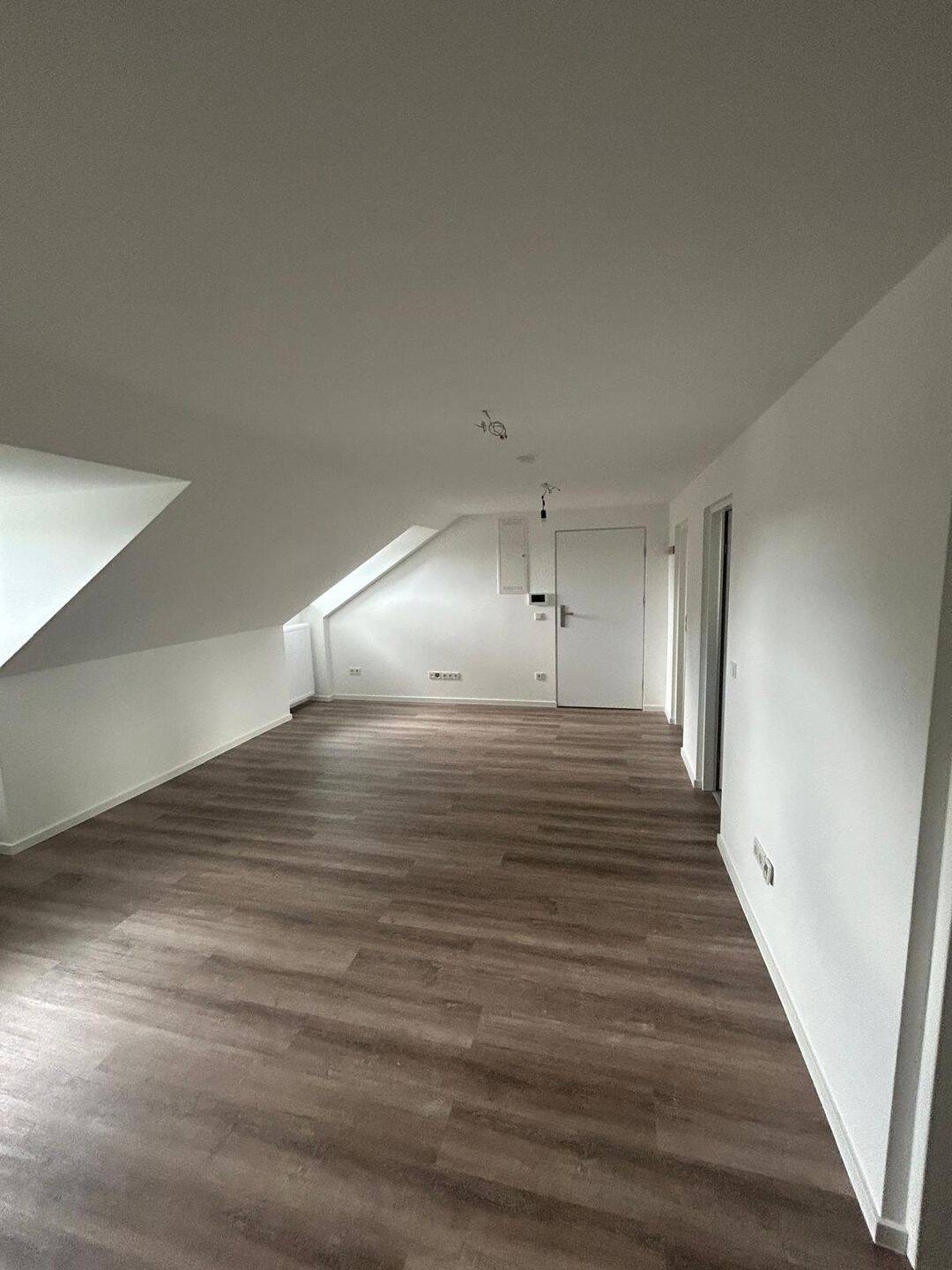 4-Zimmer-Dachgeschosswohnung in Fuldatal, 34233 Fuldatal (Wolfsanger/Hasenhecke)