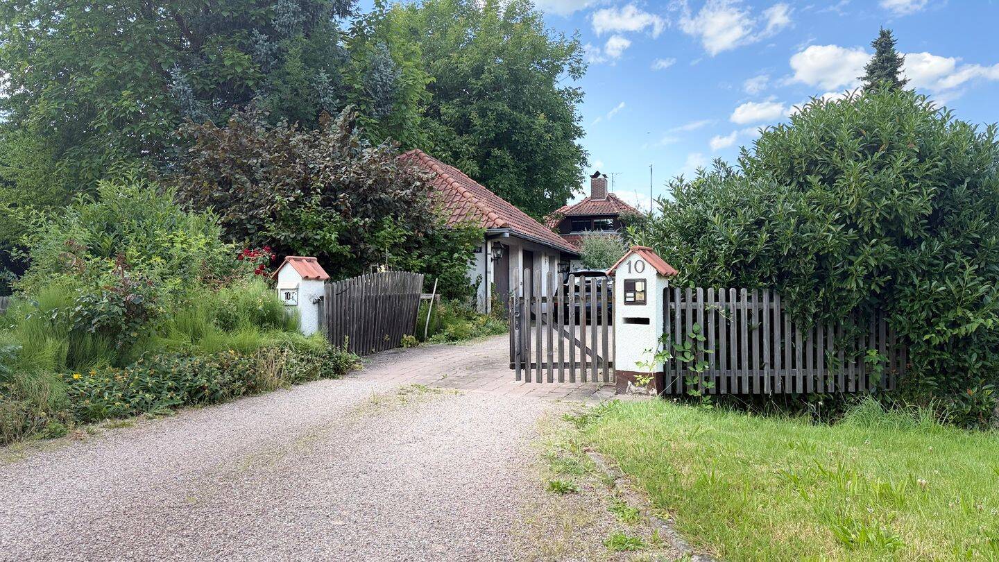 Exklusives Architektenhaus mit Pool, Sauna & Wintergarten – auf traumhaftem Grundstück, 34359 Reinhardshagen