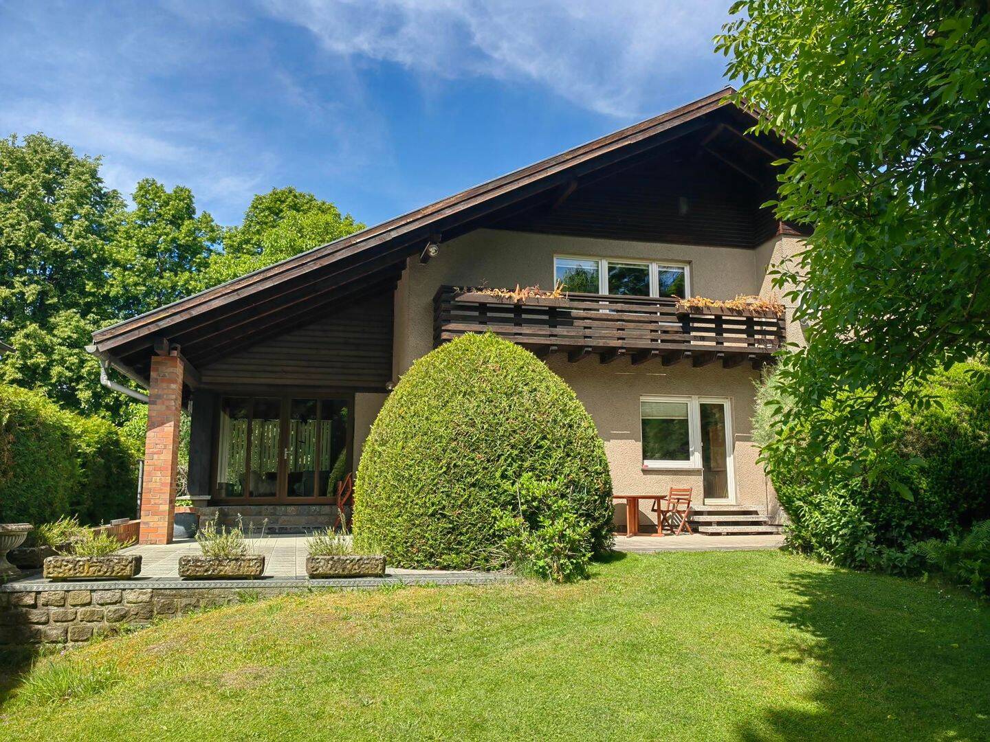 Tradition trifft Wohnkomfort: Landhausvilla auf beeindruckendem Grundstück, 15569 Woltersdorf