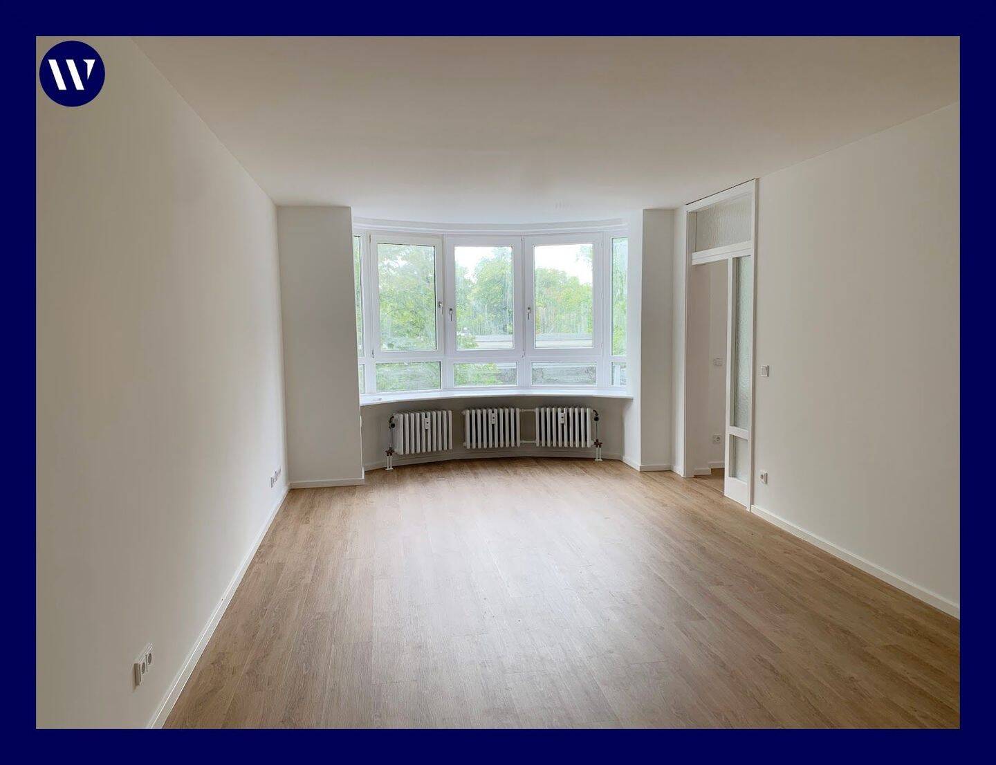 Traumhaft Wohnen am Zoo: Helle 3-Zimmer-Wohnung, modernes Bad mit Dusche, Vinyldesign-Boden, Aufzug, 10787 Berlin (Charlottenburg-Wilmersdorf Charlottenburg Schöneberg Tiergarten)