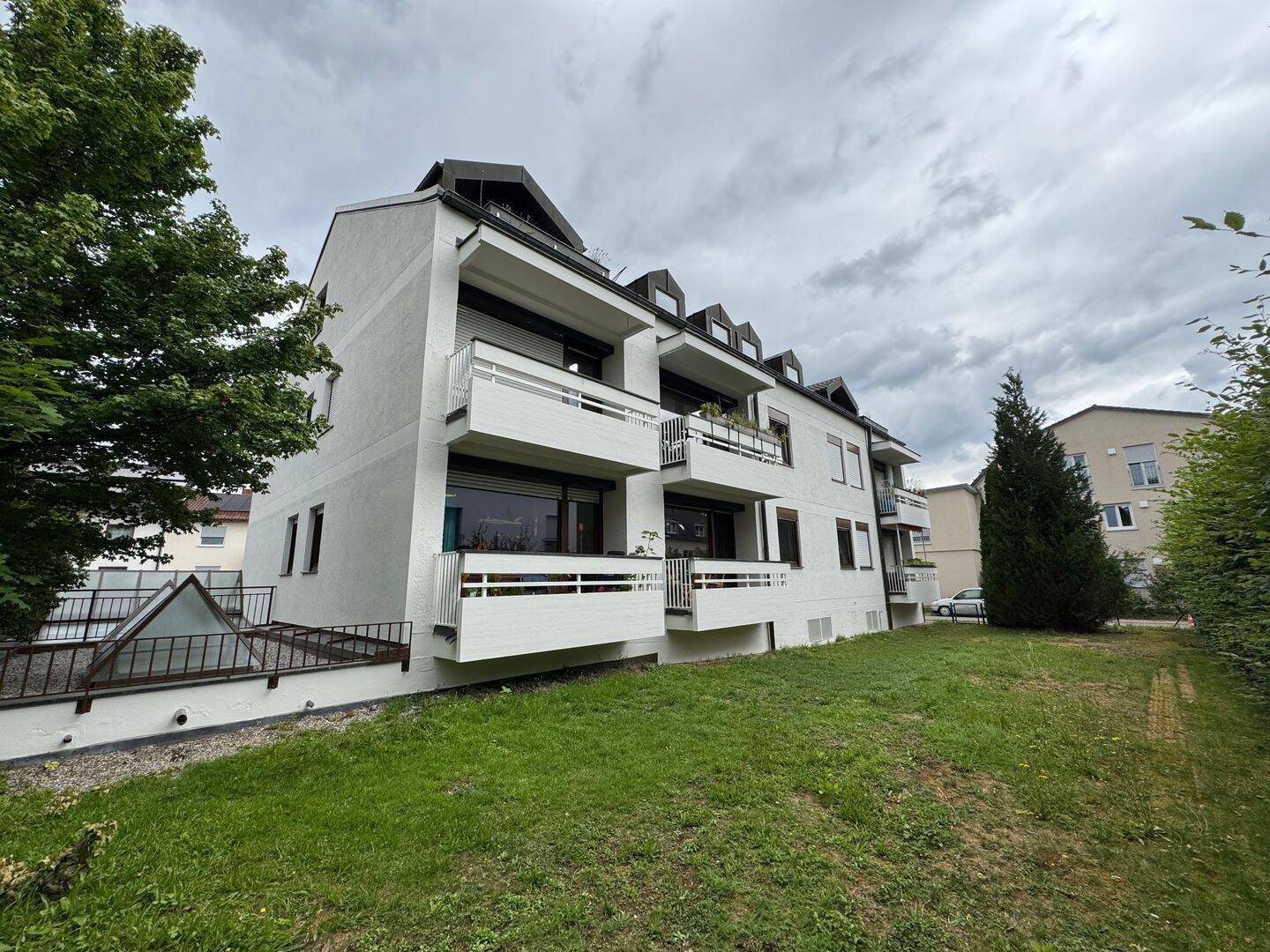 Charmante 2-Zimmer-Wohnung mit Balkon und Gartenanteil, 80935 München (Feldmoching-Hasenbergl Milbertshofen-Am Hart)