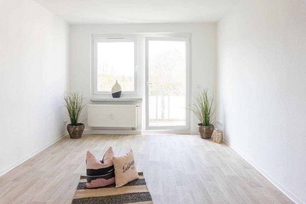 3-Raum-Wohnung mit Balkon in begrünter Wohnlage, 9126 Chemnitz (Altchemnitz Bernsdorf Gablenz Lutherviertel Sonnenberg)