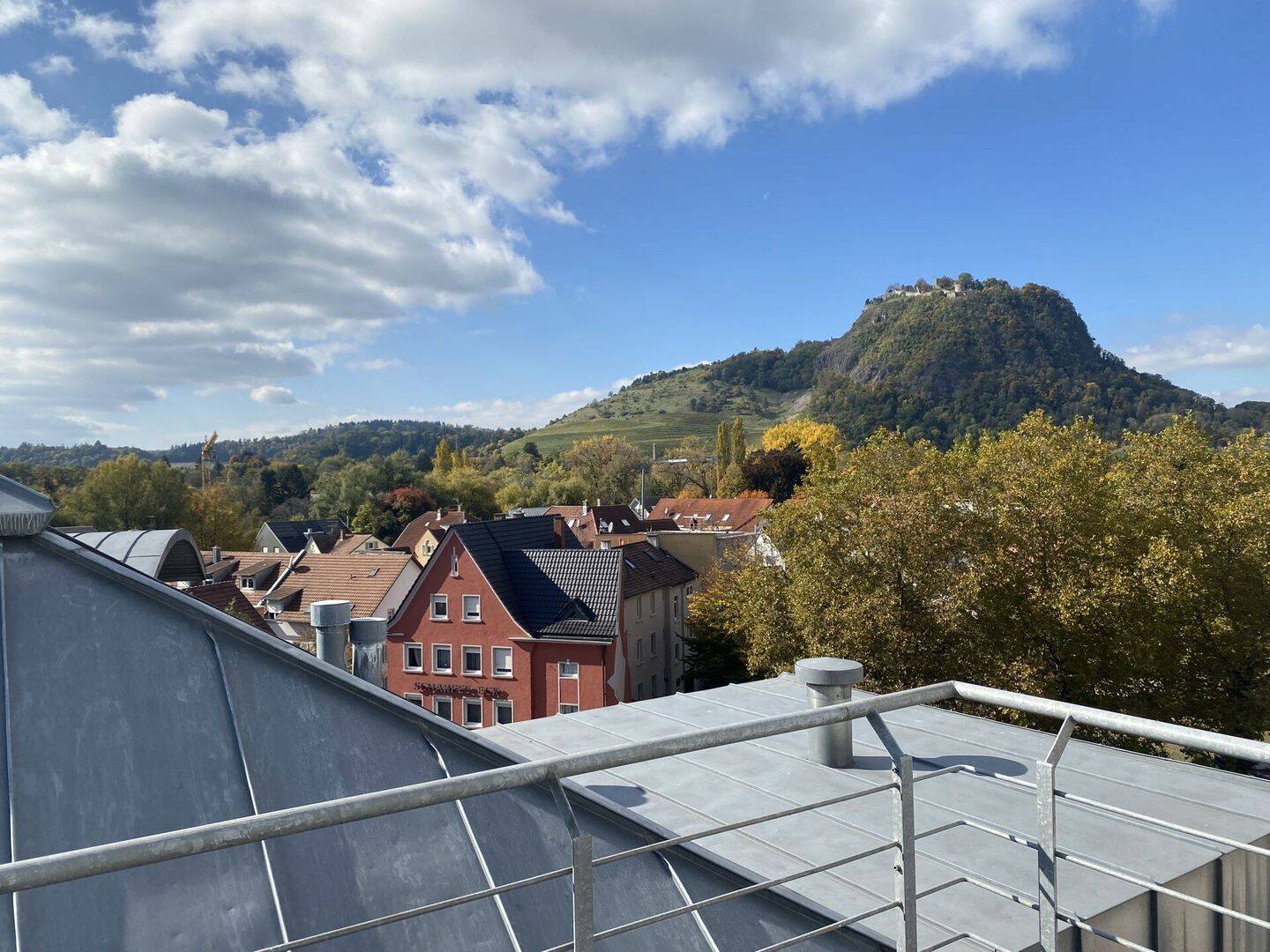 4-Zimmer- Eigentumswohnung in Singen- Stadtmitte – kurzfristig beziehbar! Blick auf den Hohentwiel!, 78224 Singen (Hohentwiel)
