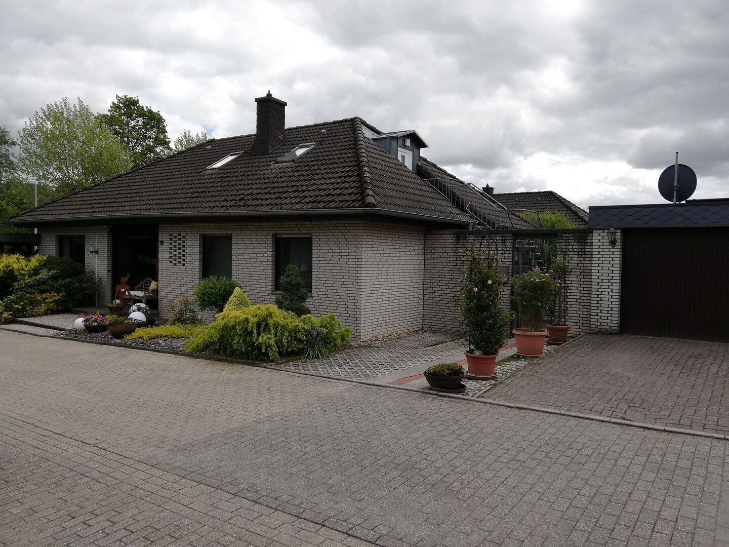 Gepflegte Dachgeschoss-Wohnung in guter Lage, 49186 Bad Iburg
