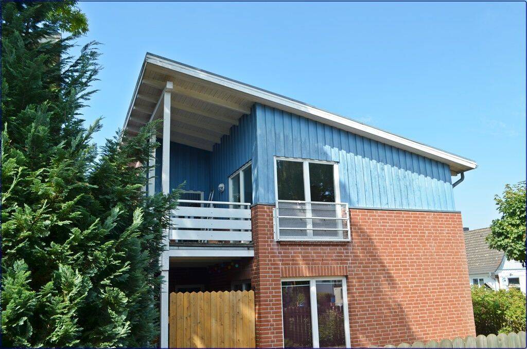 Solide 3- Zimmer- Wohnung mit Balkon, 21365 Adendorf