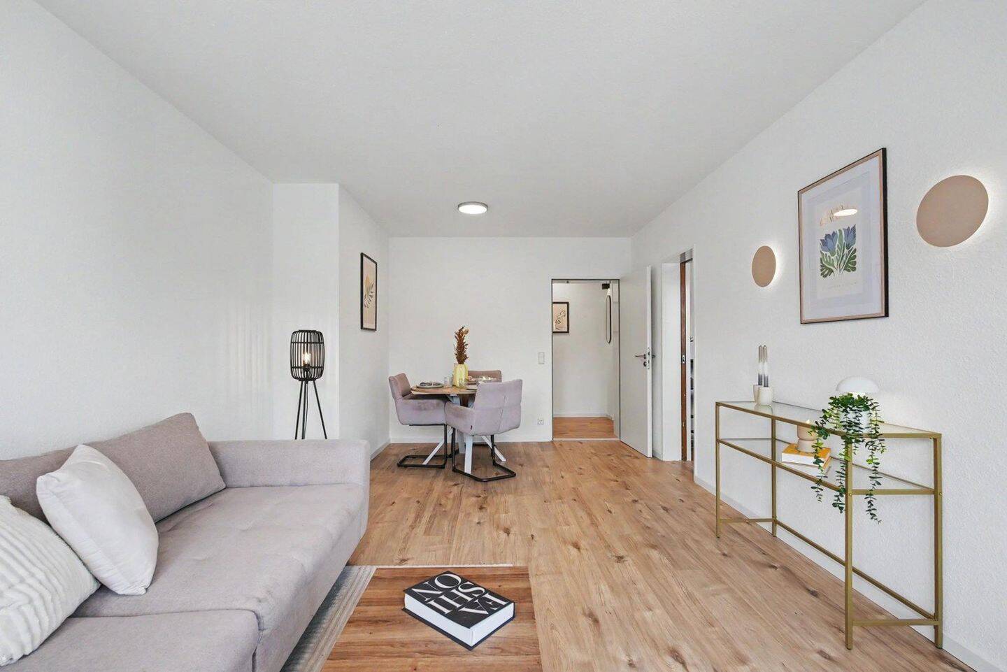 Moderne 3-Zimmer Wohnung, inkl. Sonnenbalkon, ohne Provision zum direkten Einzug bereit, 89250 Senden