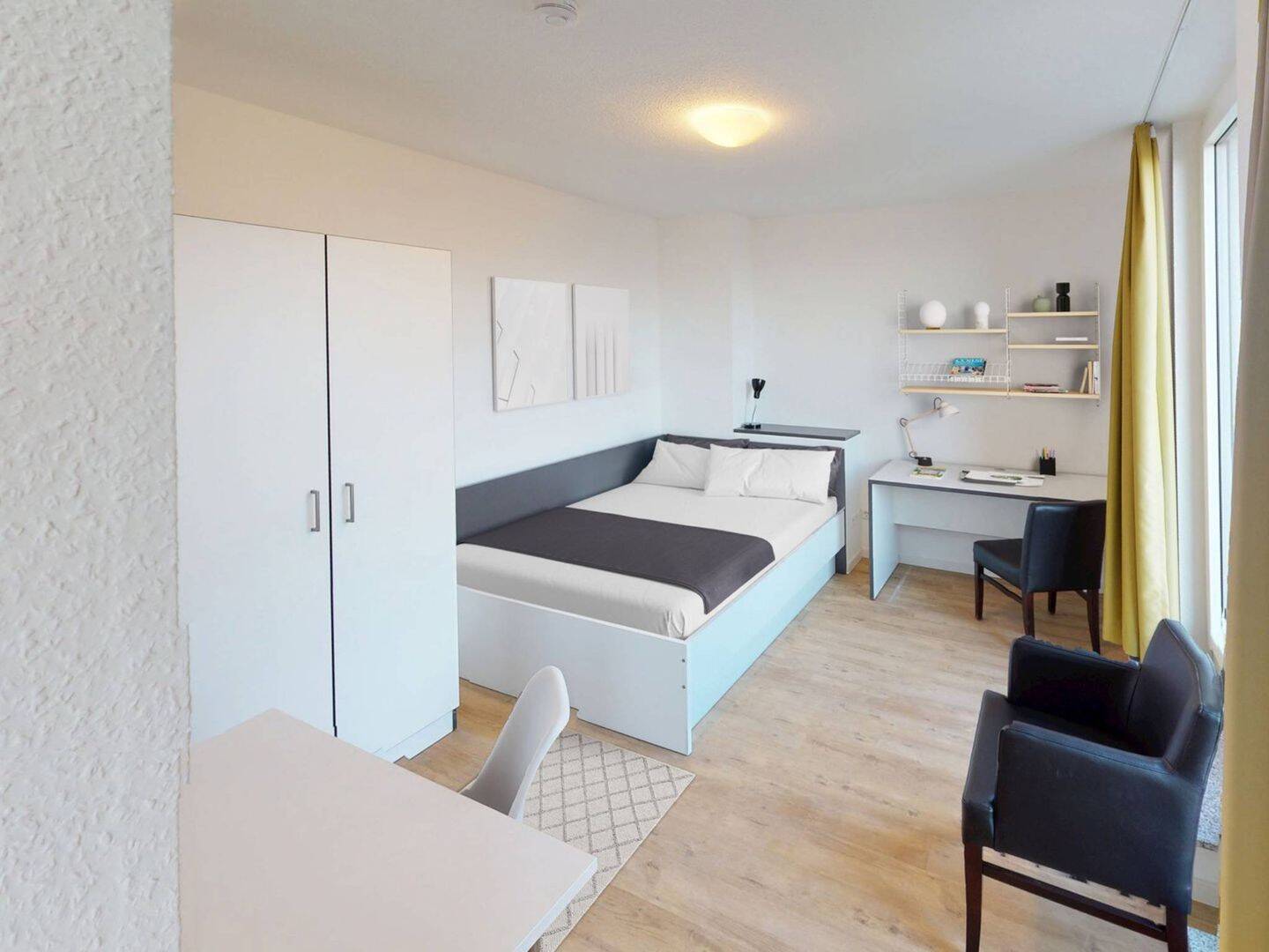 ** Möbliertes 2-Zimmer-Apartment mit EINBAUKÜCHE, französichen BALKON und gemeinschaftlicher DACHTERRASSE **, 4317 Leipzig (Neustadt-Neuschönefeld Reudnitz-Thonberg Zentrum-Ost)