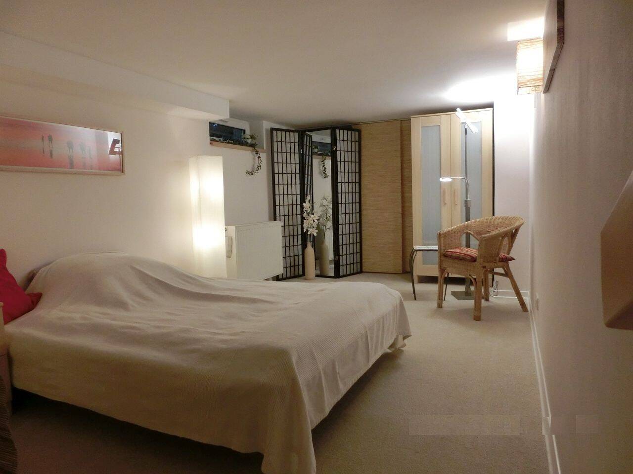 Helle Balkonwohnung in Hürth, 50354 Hürth