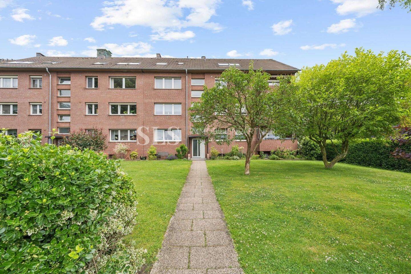 Kompaktes 1-Zimmer-Appartment mit Entwicklungspotenzial in gepflegter Wohnlage in Oberhausen, 46147 Oberhausen (Alsfeld Holten Schmachtendorf Sterkrade-Nord)