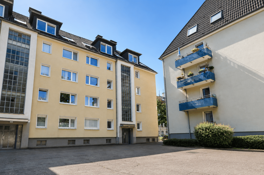 Charmantes DG-Juwel (Ausbau 1996) mit Süd-Loggia und ausgebautem Spitzboden im Kölner Agnesviertel, 50670 Köln (Innenstadt-Nord Altstadt-Nord Neustadt-Nord)
