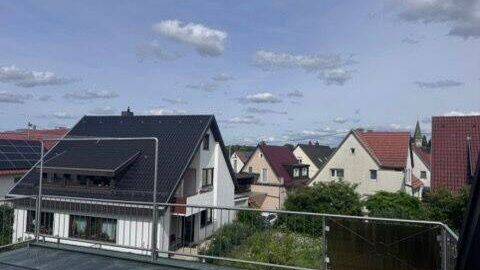 5-Zimmer-Wohnung mit separatem Büro, Terrasse, Keller & optionaler Garage in Stuttgart-Plieningen, 70599 Stuttgart