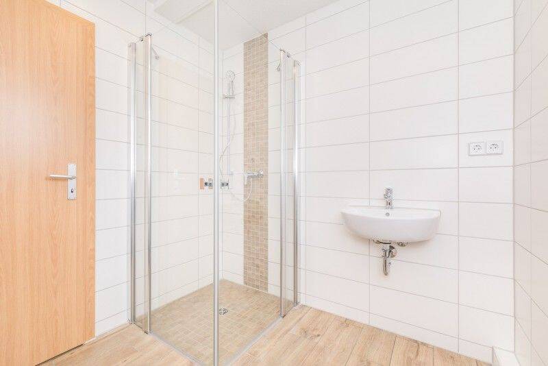 Altbau / Ebenerdige Dusche, 9127 Chemnitz