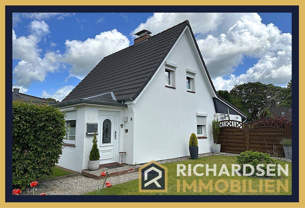 Gepflegtes Einfamilienhaus mit Wintergarten, Garage, Carport in ruhiger Lage zentrumsnah in Husum, 25813 Husum