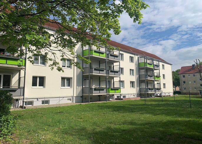 Sanierte 3-Raum-Wohnung – große Dusche u. großer Balkon, 39387 Oschersleben (Bode)