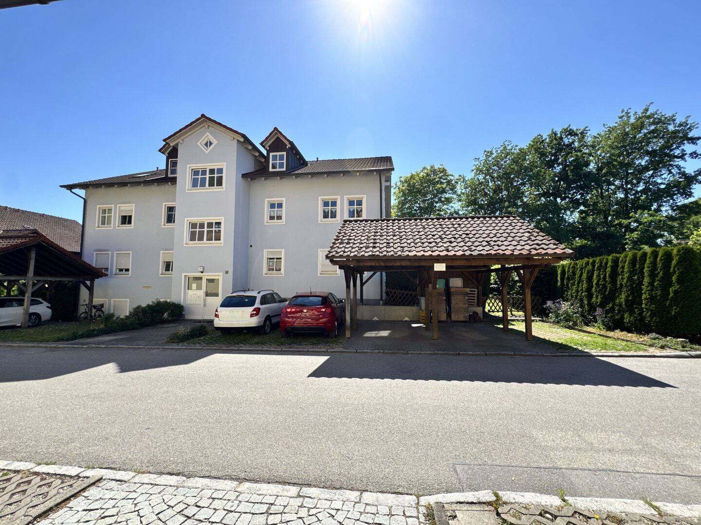 Gepflegte 3-Zimmer Eigentumswohnung mit Balkon in Vornbach bei Neuhaus am Inn, 94152 Neuhaus a. Inn