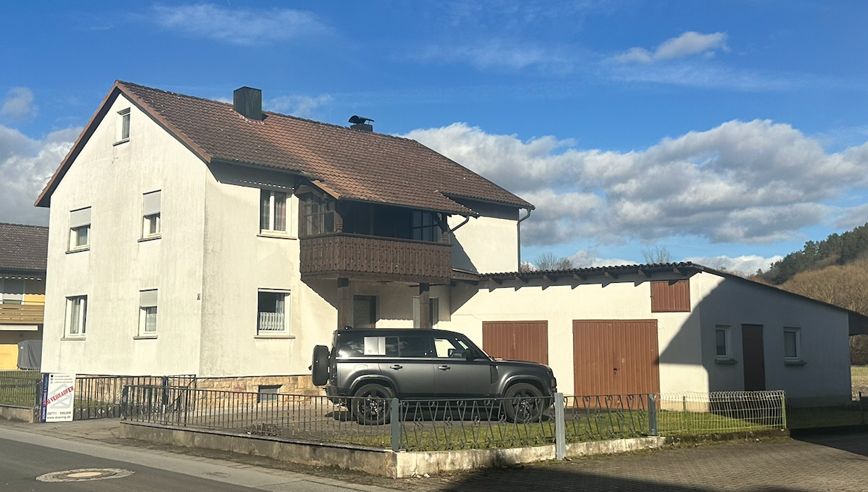 Einfamilienhaus mit großem Grundstück, 97724 Burglauer