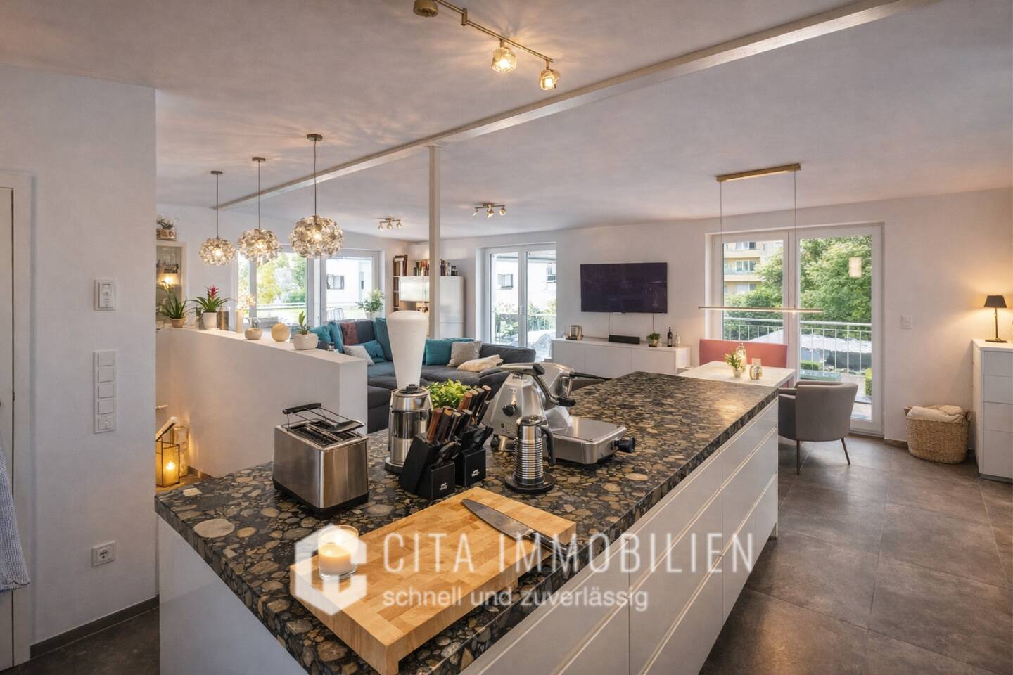 Exklusive 2,5 Zimmer Penthouse-Maisonette mit Dachterrasse & Stellplatz in Frankfurt-Preungesheim, 60435 Frankfurt am Main