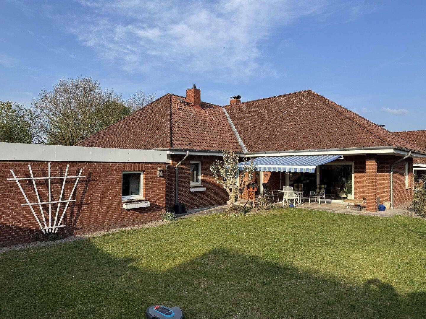 Von Privat: Einfamilienhaus mit Ausbaupotential in Wettmar, 30938 Burgwedel