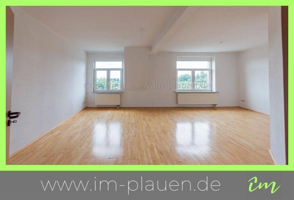 Parkett – Dusche & Badewanne – Weitblick – Dachgeschoss | 3-Zimmer-Wohnung Plauen Haselbrunn, 8525 Plauen
