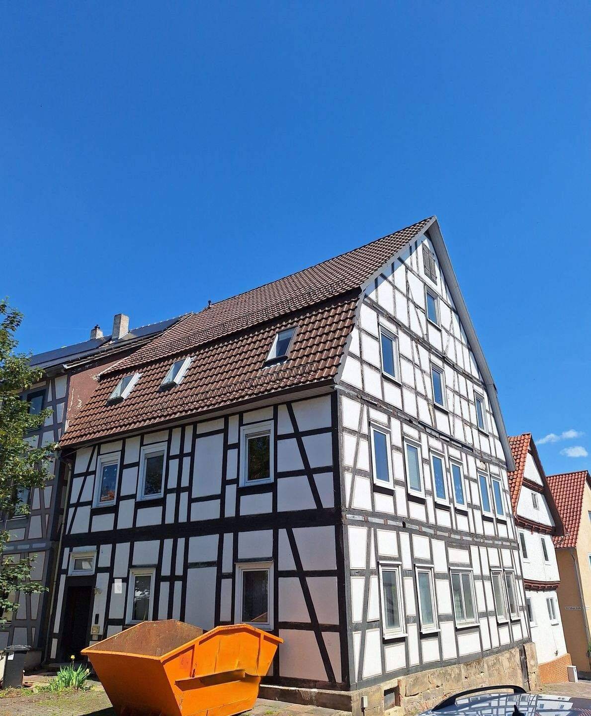 *** Dreifamilienhaus direkt in Naumburg zu verkaufen ***, 34311 Naumburg