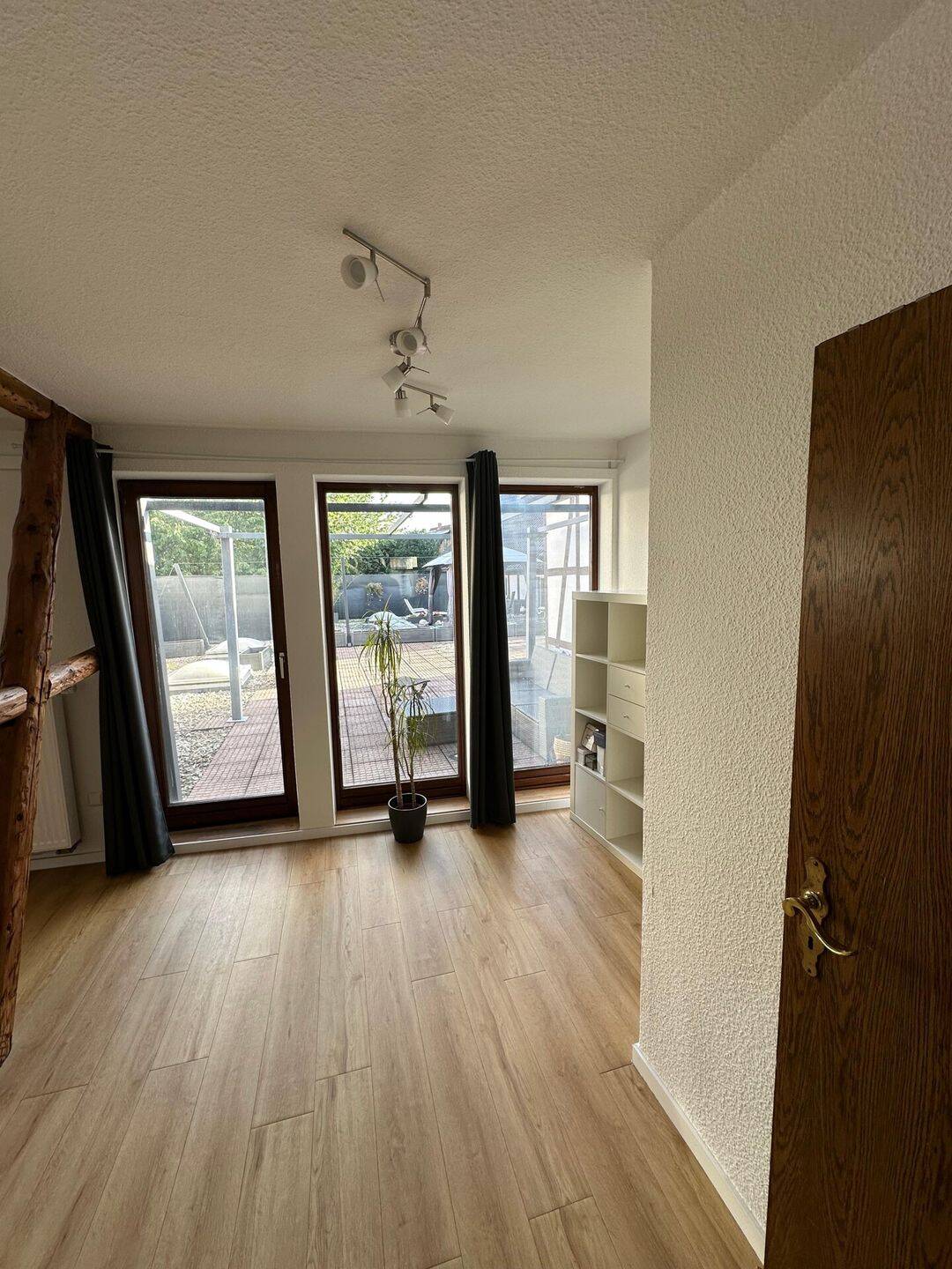 Exklusive Penthousewohnung mit Dachterrasse und Kamin, 37127 Dransfeld
