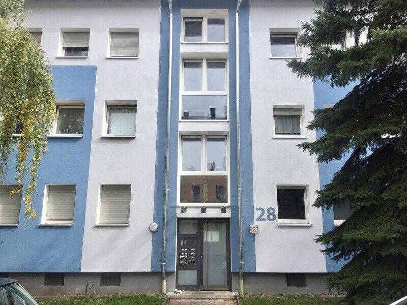 Sanierte 2 Zimmerwohnung mit Balkon, 60486 Frankfurt am Main (Bockenheim Gallus Rödelheim Westend-Süd)