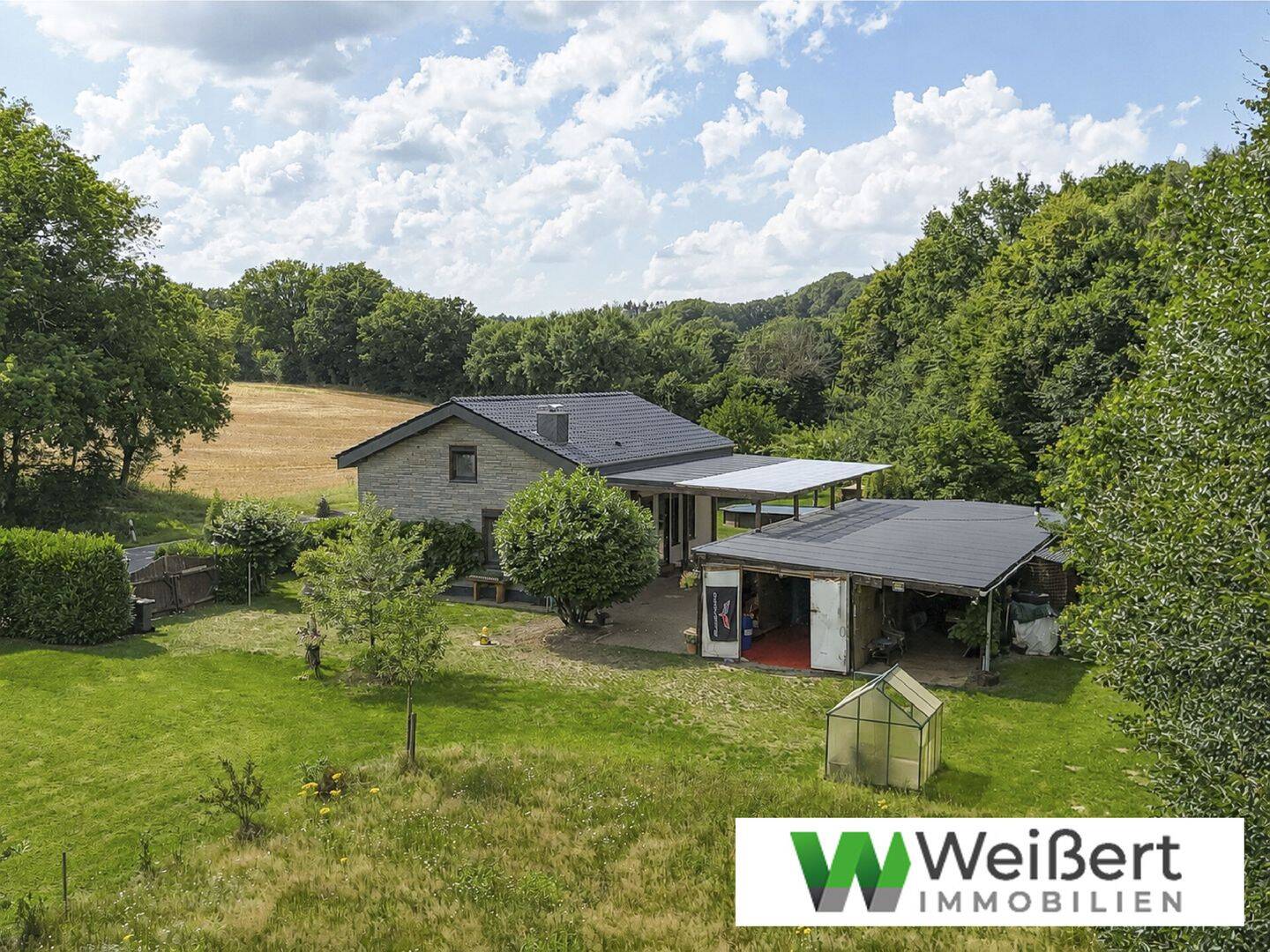 Modernisiert, großzügig & voller Möglichkeiten – EFH mit 3.450 m² Grdst., Werkstatt, Pool & Pferdehaltungspotenzial, 25596 Bokelrehm
