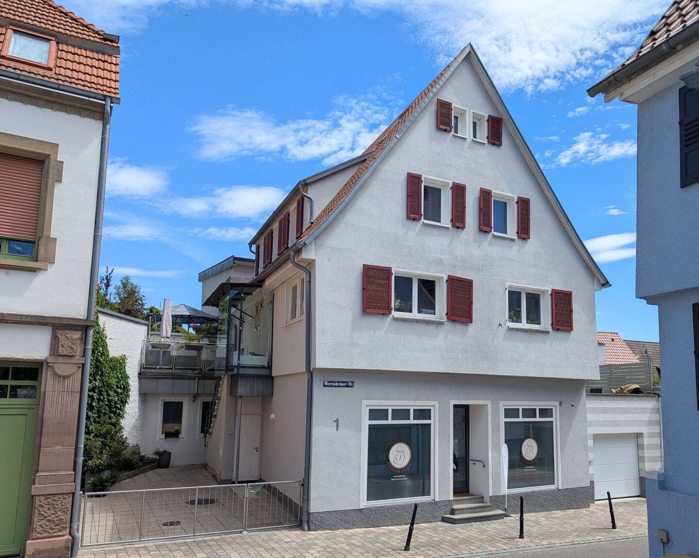 Saniertes MFH: attraktive Anlageimmobilie mit 5 Einheiten, 75417 Mühlacker