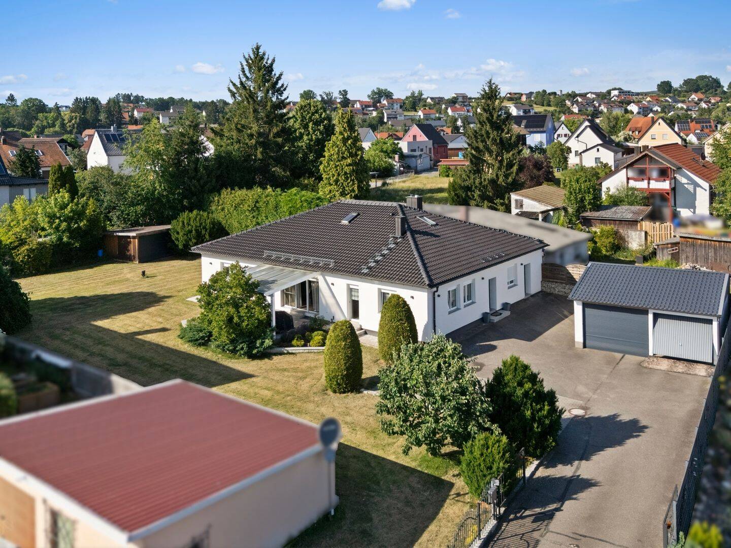 Sofort bezugsfertig! Modernisierter Bungalow mit Werkstatt und großem Garten, 92690 Pressath