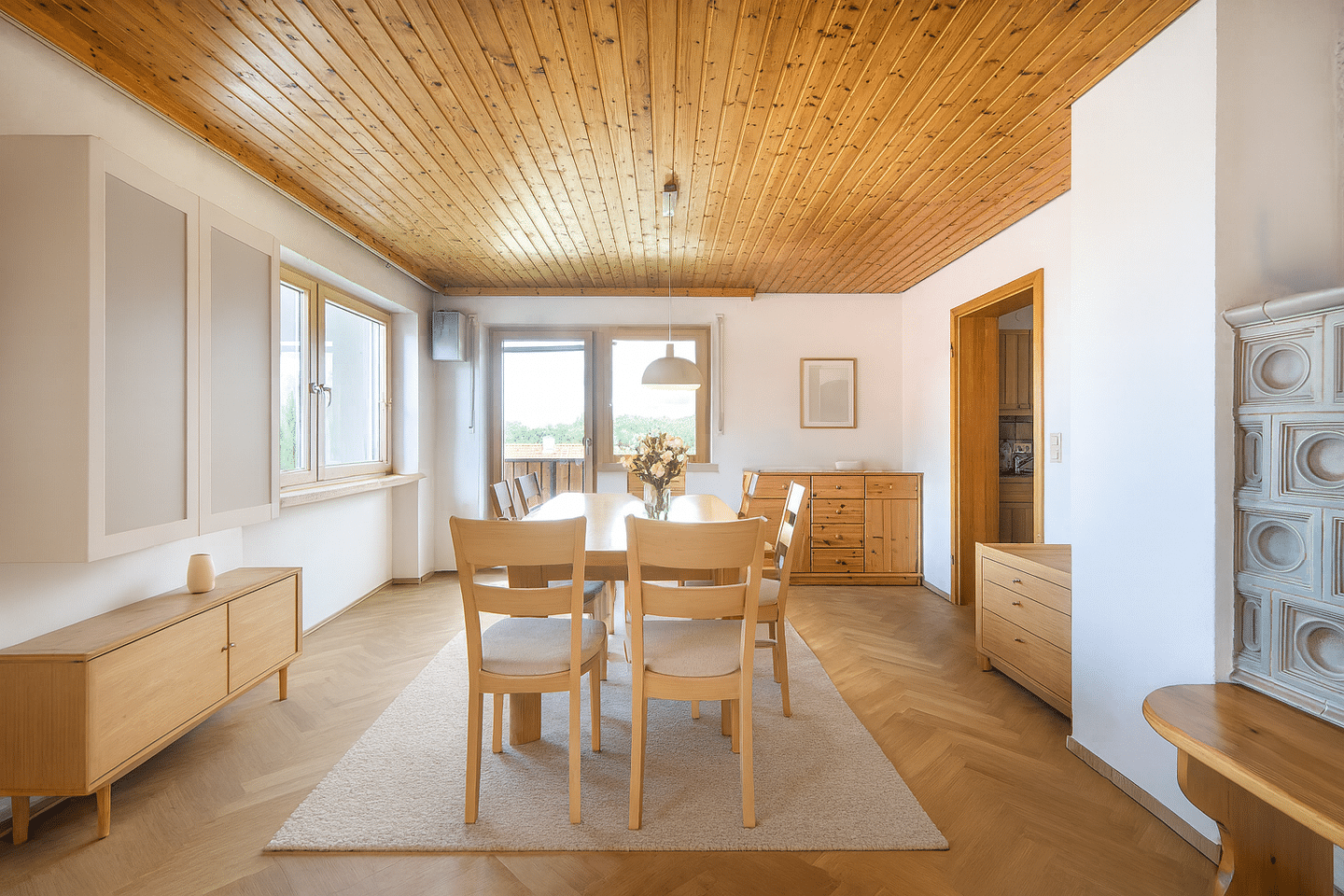 Großzügige Etagenwohnung mit Wintergarten, Gartenzugang & moderner Haustechnik in ruhiger Lage, 94327 Bogen